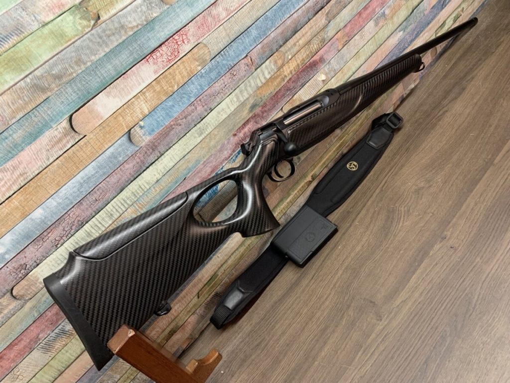 Sauer 505 Carbon 6,5 Creedmoor–2 db tárral (3-as–5-ös)–Sauer Ergorest fegyverszíjjal–Kitűnő szinte új állapotban!!! – 1. kép