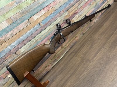Steyr Mannlicher Classic 300 Win.Mag.–Szerelékkel 30-as gyűrűvel–Kitűnő állapotban!